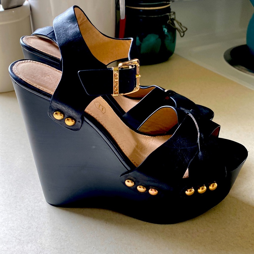 Aldo Wedge Black Sandals